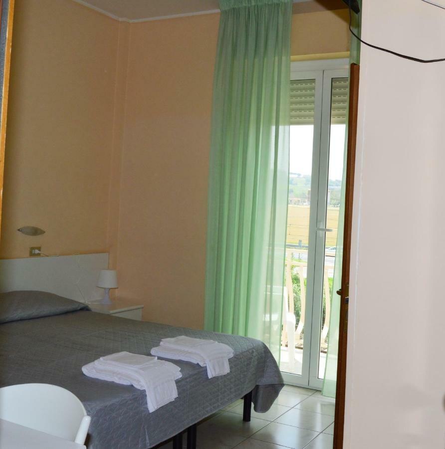 Hotel Perla Senigallia Ngoại thất bức ảnh