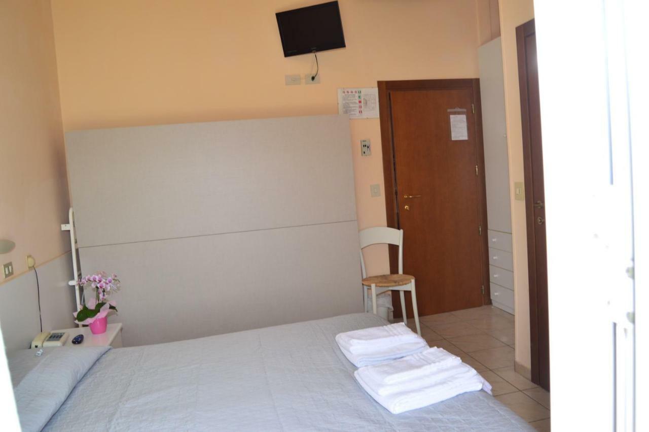 Hotel Perla Senigallia Ngoại thất bức ảnh